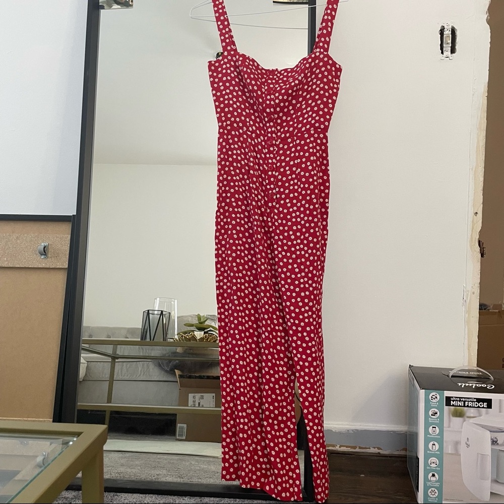 THE MOST FLATTERING REFORMATION JUMPSUIT EVER!